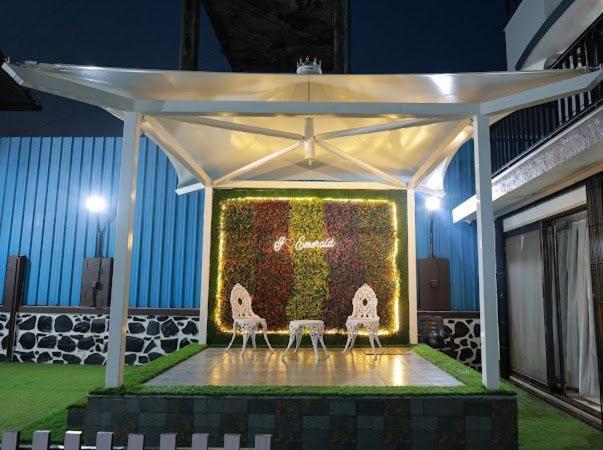 Emerald Villa โลนาวาลา ภายนอก รูปภาพ
